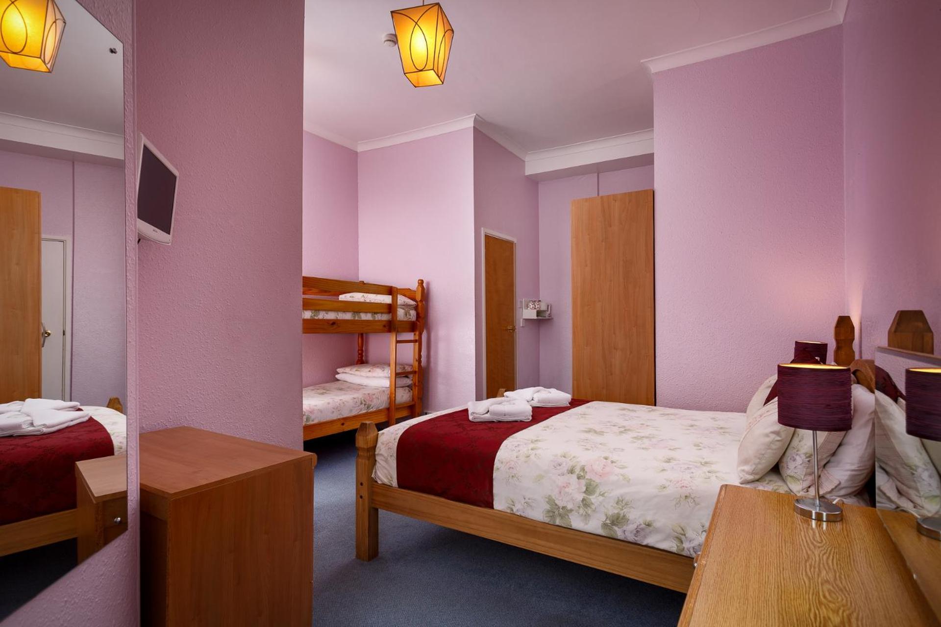 Bed & Breakfast Cherry Tree 3*