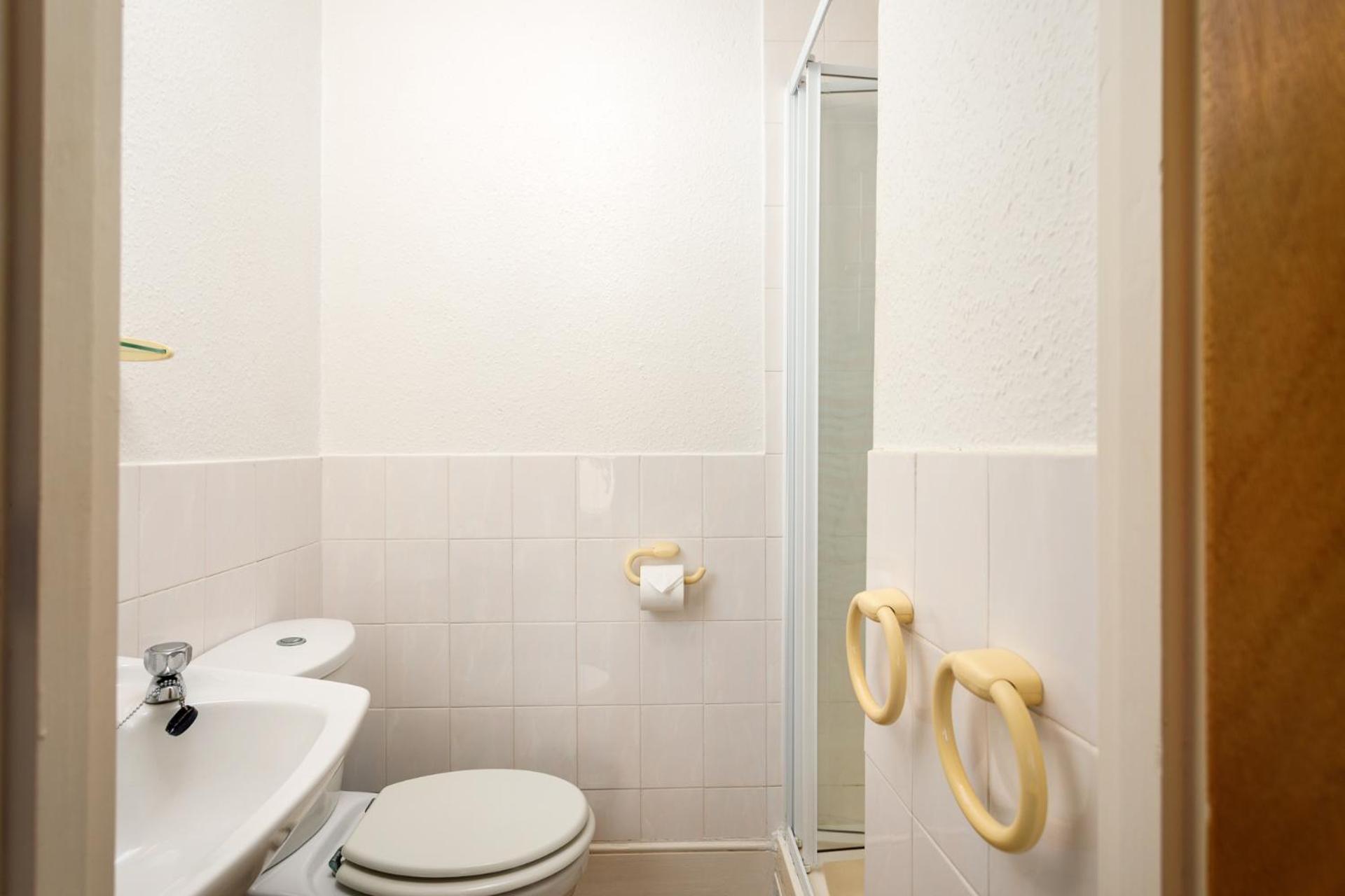 Cherry Tree Bed & Breakfast Paignton